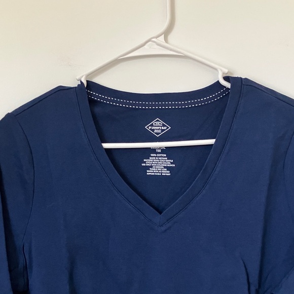 NWT St. Johns Bay Woman's V neck 3/4 sleeve T shirt - Picture 8 of 13